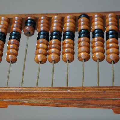 Бухгалтерские антикварные счёты "Казначейство"